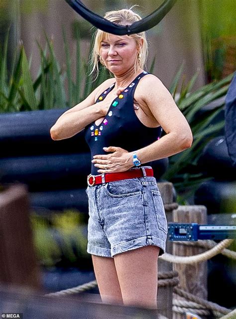 dunst tits|Kirsten Dunst showing tits